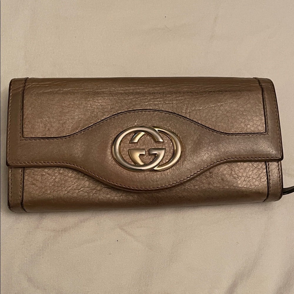 Gucci Gold Leather Women's Wallet - Picture 11 of 11